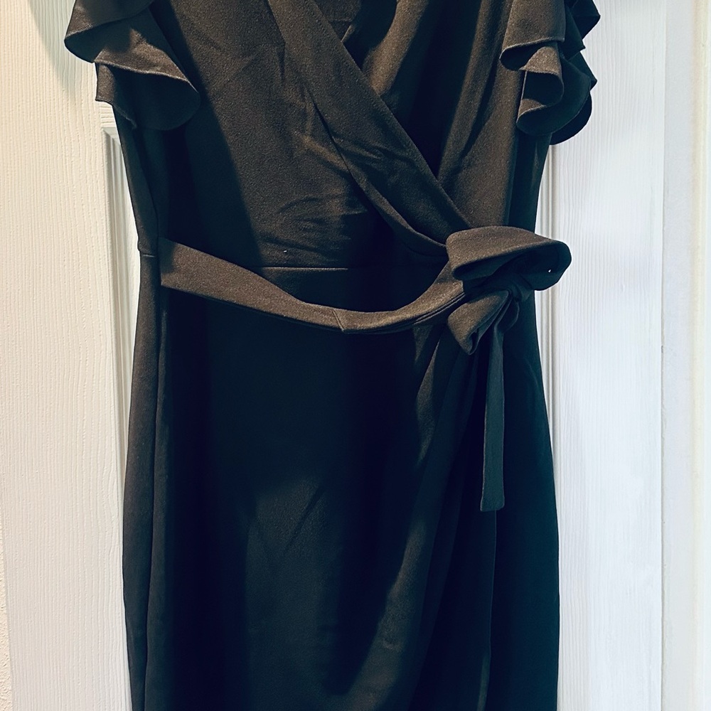 Women's Black Ruffle Sleeve Wrap Midi Dress